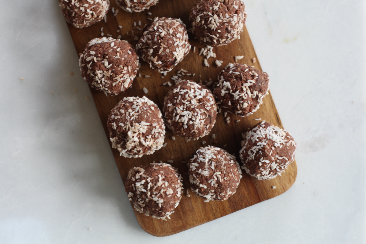 Vegan Chocolate Protein Ball